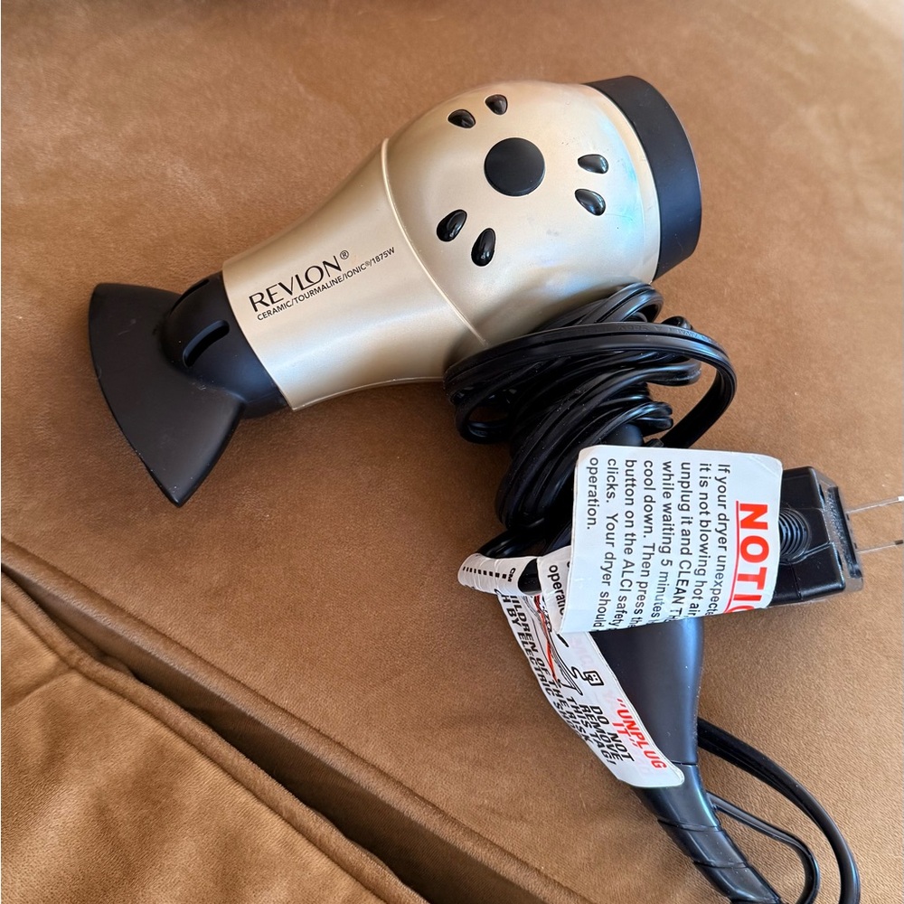 Reckon mini hair dryer